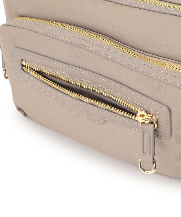 23区 【撥水加工/Oggi3月号掲載】ナイロン ショルダーバッグ ベージュ系