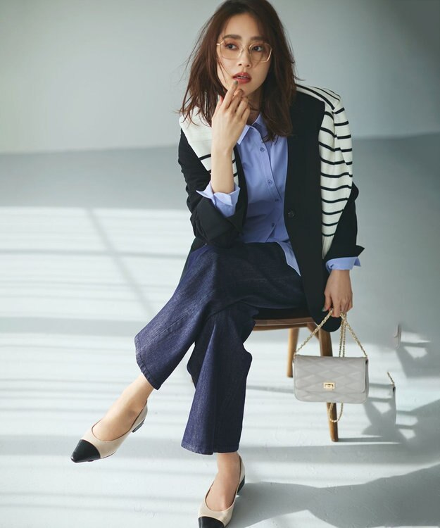 UNFILO BEAUTY MOVE ボタン付き ノーカラージャケット ブラック