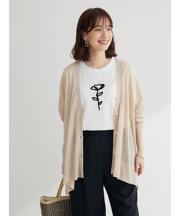 Green Parks ・ＲＡＹ　ＣＡＳＳＩＮ　フラワーサガラ刺繍Ｔシャツ Off White