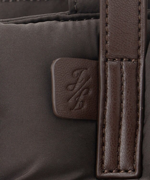 自由区 【SHIHOさん着用】パディングナイロン2ハンドルトート バッグ ブラウン