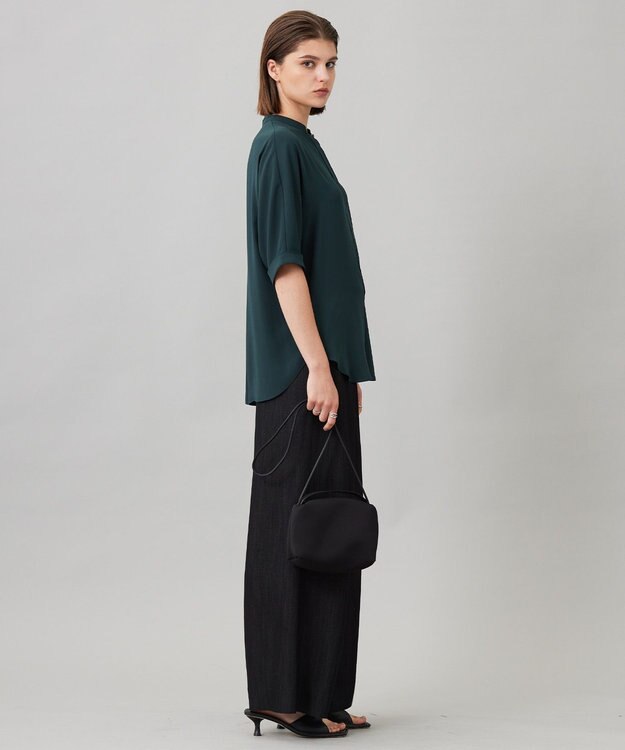 ICB L 【人気のため新色追加・接触冷感・UVケア・速乾・洗える】BackSatinAmunzen 5分袖バンドカラーブラウス ディープパイン系