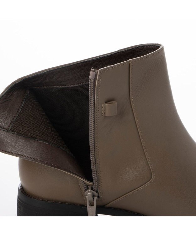 ing <ing>ベルトデザインフラットショートブーツ オーク