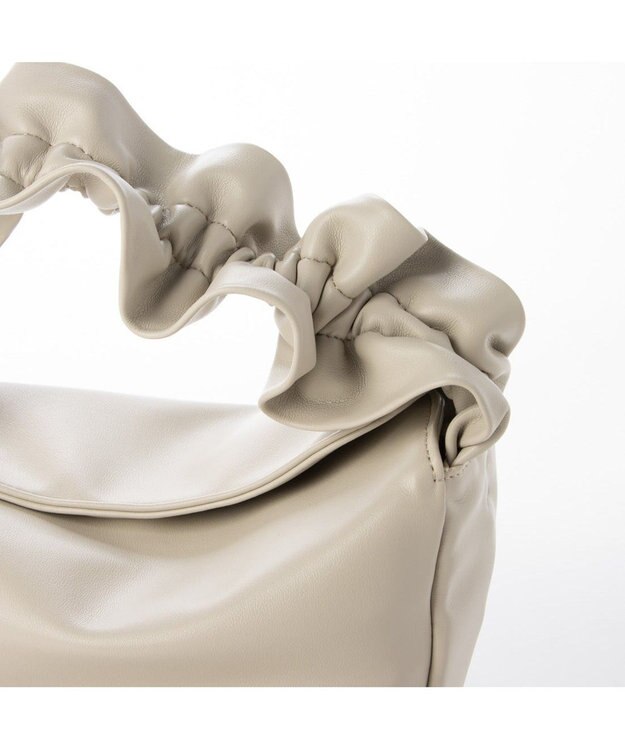 UNBILLION kakatoo フリルハンドルフラップショルダーバッグ アイボリー