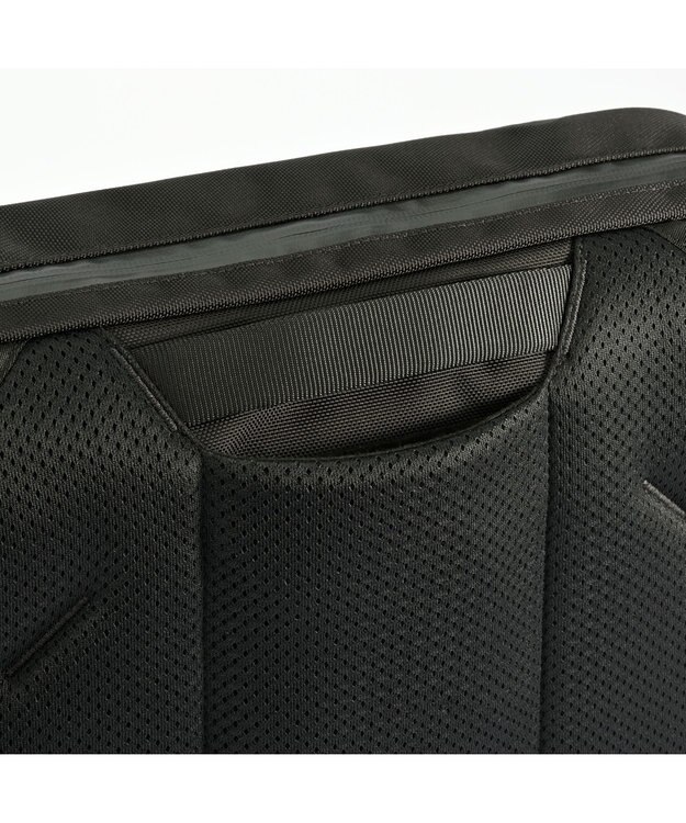 ACE BAGS & LUGGAGE ace. ラグレンティスクロスX ショルダーバッグ A4/13.3インチPC収納 高強度 高撥水 軽量 20066 エース ブラック