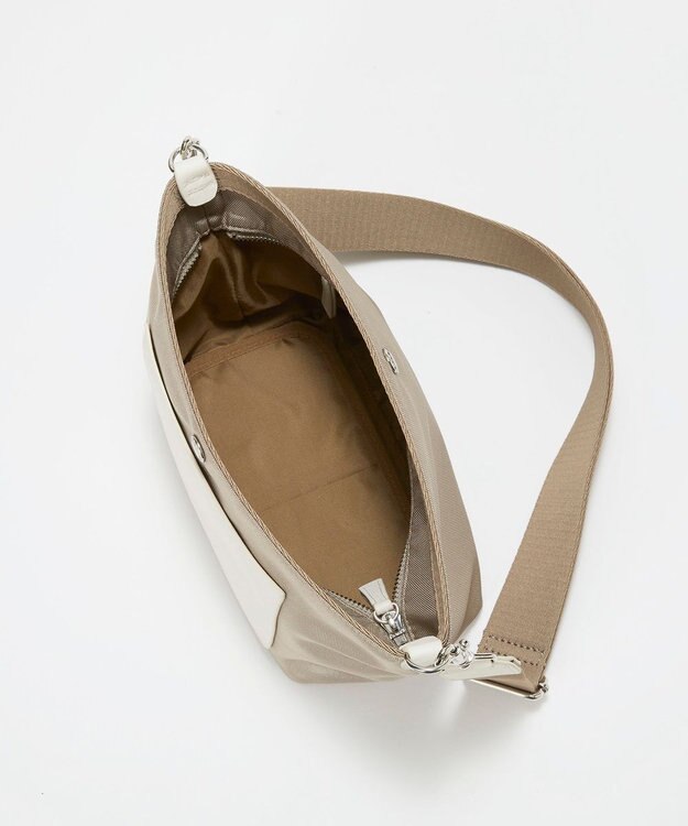 TOPKAPI 【Breath TOPKAPI sis】【WEB限定】ナイロン レザーポケット ミニ ショルダーバッグ 軽量 / CALM カーム　 ベージュ