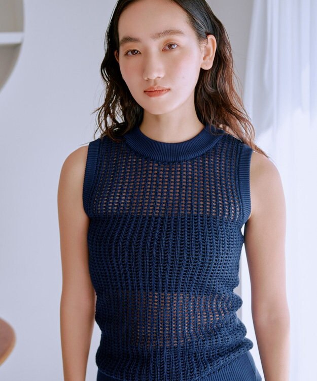 TOQUE 25SS新作〈大草直子さんアドバイザー〉【天然素材】シルク×コットン粗メッシュニットノースリーブ ネイビー