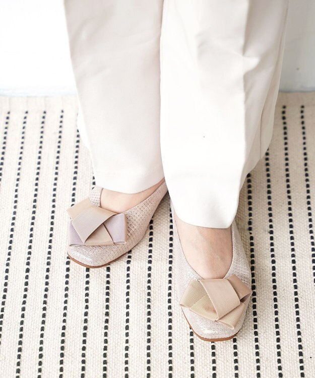 nouvelleRobe Oū サイズ追加【本革・高反発】Big Ribbon スクエアトゥ パンプス ベージュメタリック