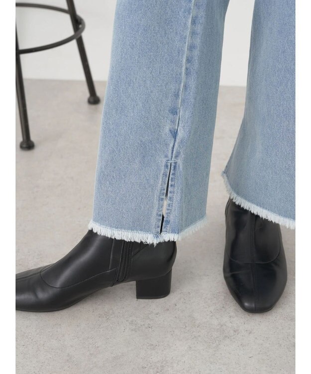 earth music&ecology フロントポケットフレアデニム Light Indigo