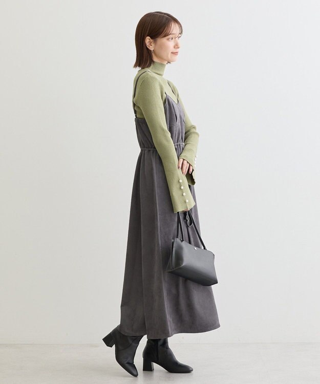 Green Parks ・ｓｗｉｎｇ　ｂｙ　袖パールボタンハイネックニット Green