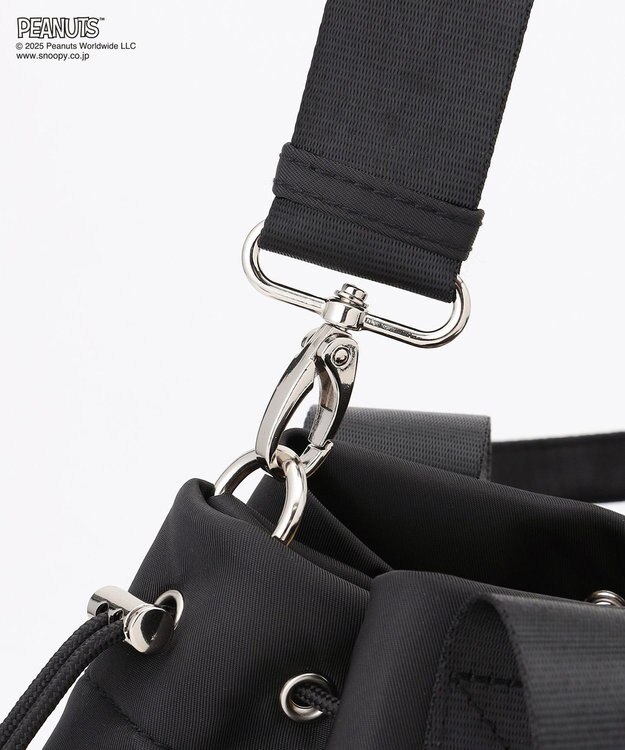Y'SACCS SNOOPYデザイン 2way巾着トート(クッキー） ブラック