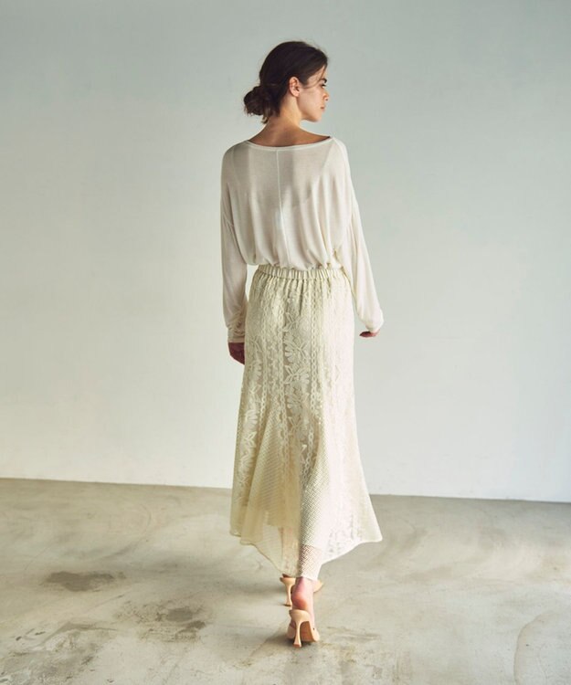 GRACE CONTINENTAL フレア刺繍スカート キナリ