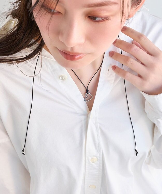 Phoebe <オンワード限定セット>ワンストロークハートコードネックレス×アークカフワイドバングル シルバー