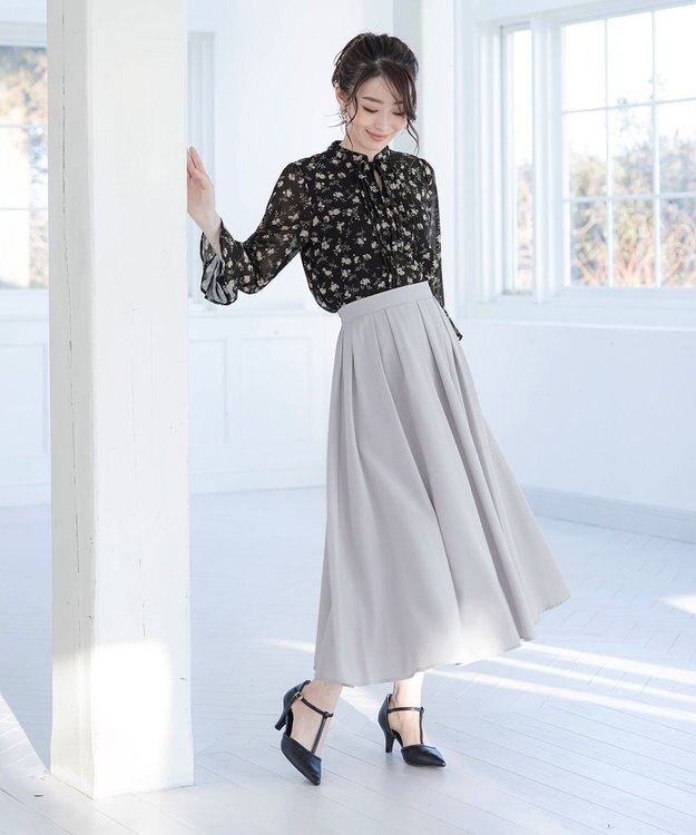 Tiaclasse 【新色追加・洗える】フレアスリーブ花柄リボンブラウス ブラック