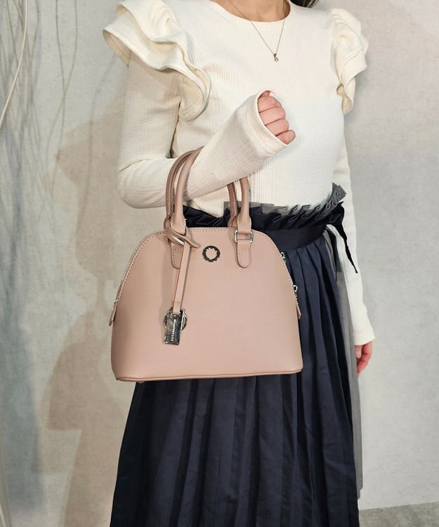 style code 【MERCURYDUO/マーキュリーデュオ】メタルアイレット　ハンドバッグ スモーキーピンク