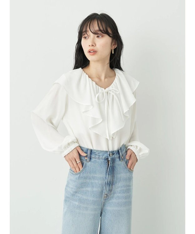 earth music&ecology ラッフルカラーブラウス Off White