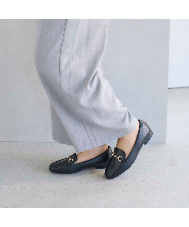 MODE ET JACOMO <noyau>スクエアトゥビット付きヒールローファー ブラック