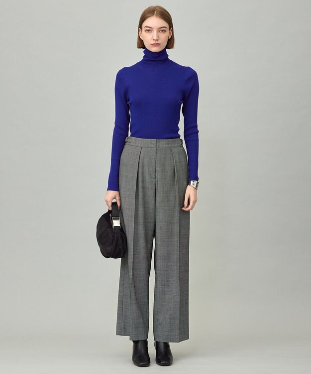 ICB L 【新色追加】エクストラファインメリノリブ タートルネックプルオーバー ロイヤルブルー系