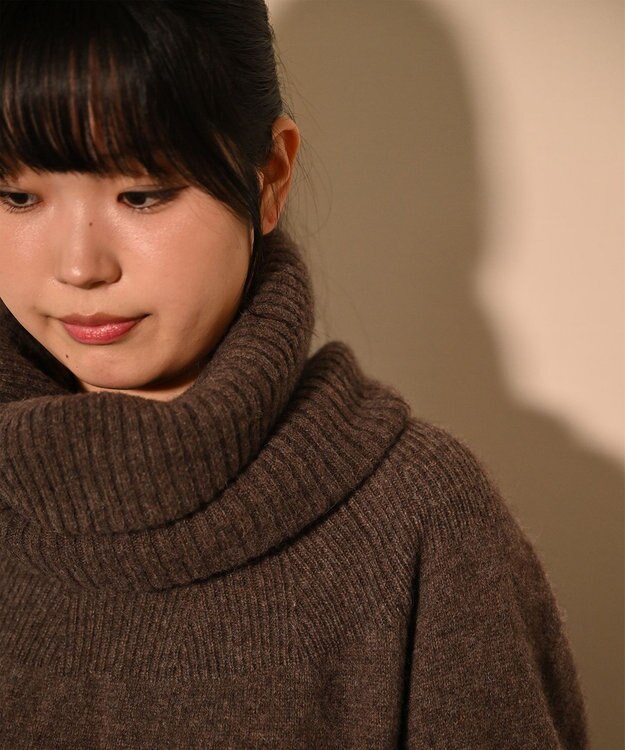 TOQUE 〈大草直子さんアドバイザー〉ベビーアルパカ×ウール縮絨ニットネックウォーマー ブラウン