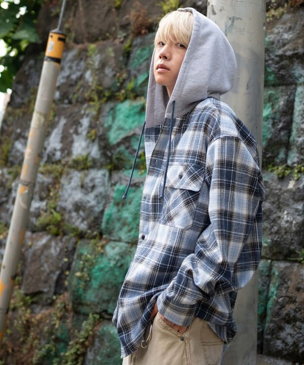 WEGO 【25年秋冬新作/ユニセックス着用ITEM/MLサイズ展開】オンブレチェックフードネルシャツ（LS） ブルーチェック1