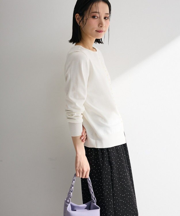 Green Parks パール調ボタン付き２ＷＡＹニットプルオーバー Off White