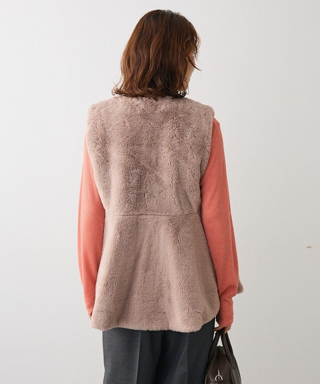 Green Parks ・ＥＬＥＮＣＡＲＥ　ＤＵＥ　ペプラムフェイクファーベ Mocha