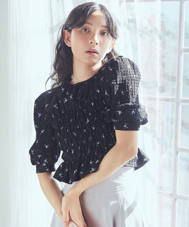 earth music&ecology 花柄ポコポコシャーリングトップス Black