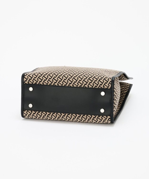 IACUCCI 〈美人百花2月号〉モノグランマ M JACQUARD/RUGA ブラック