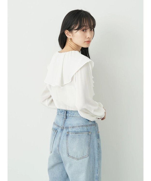 earth music&ecology ラッフルカラーブラウス Off White