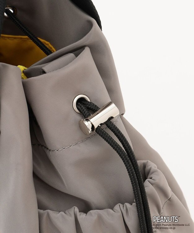 Y'SACCS SNOOPYデザイン 2way巾着トート(クッキー） グレー