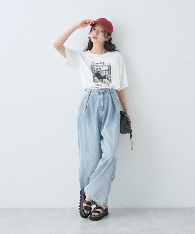 earth music&ecology 【接触冷感】アソートプリントレギュラースリットＴｅｅ Off White