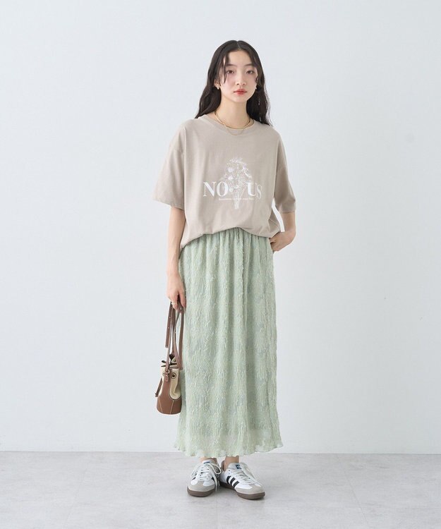earth music&ecology 【接触冷感】アソートプリントレギュラースリットＴｅｅ Beige