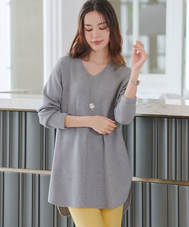 Tiaclasse 【安田美沙子さん着用・新色追加・洗える】ラウンドヘムニットチュニック グレー