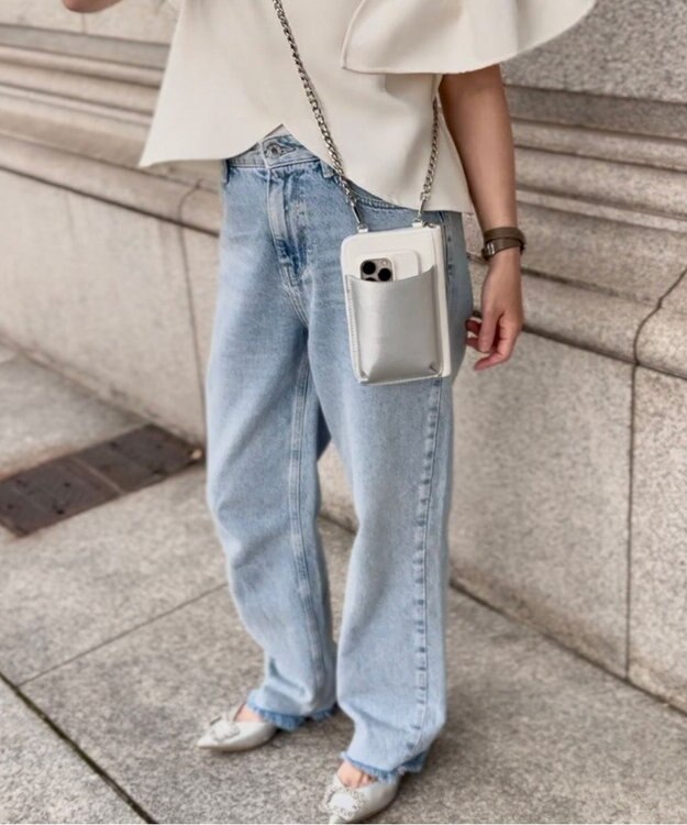 LA BAGAGERIE 【インスタグラマー Chiyoさん×LA BAGAGERIE】チェーンスマホショルダー ホワイト