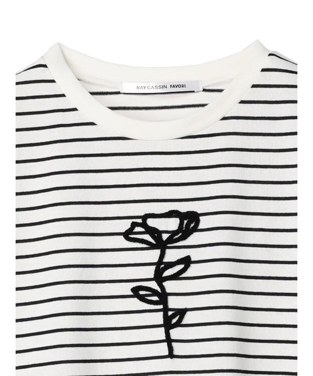 Green Parks ・ＲＡＹ　ＣＡＳＳＩＮ　フラワーサガラ刺繍Ｔシャツ Border