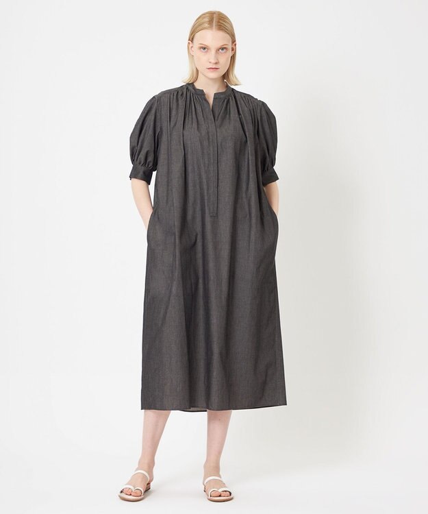 BEIGE， POMEGRANATE / ギャザーワンピース Chambray Black