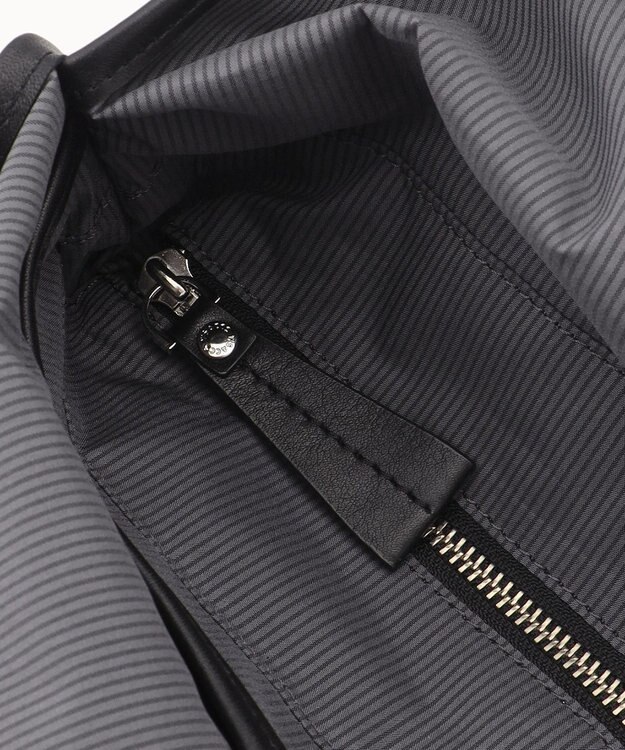 Y'SACCS 【Y'SACCS Gene Line】イゼール トートバッグ Mini ブラック