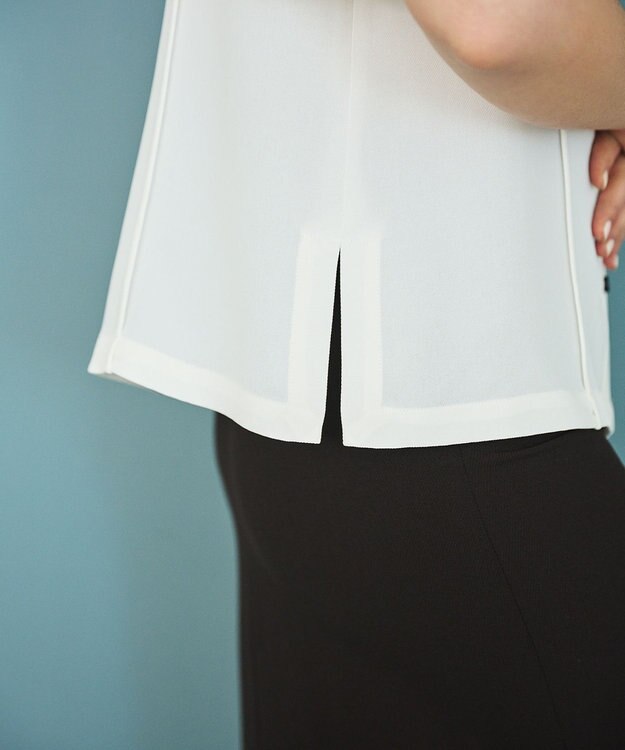 #Newans 【洗濯機可能/シワになりにくい】〈肩幅・二の腕が華奢見えする〉パフスリーブバイカラーブラウス ホワイト