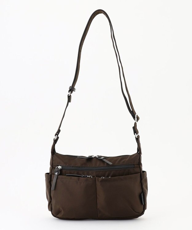 Y'SACCS トリプルポケットベーシックショルダー チョコ