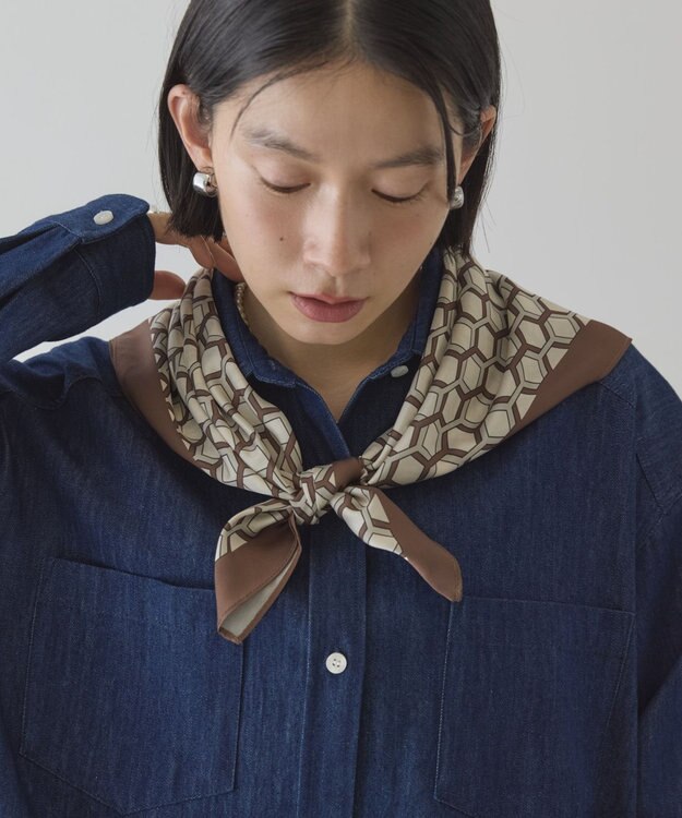 AMERICAN HOLIC 亀甲柄スカーフ Brown