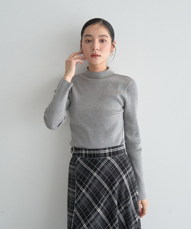YECCA VECCA ラメ混ハイネックリブニット Gray