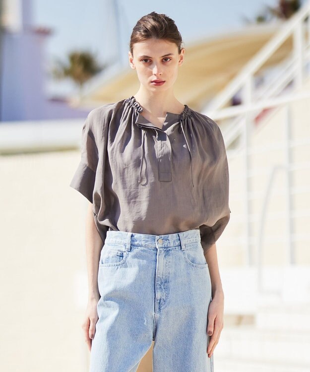 BEIGE， LILAC / ギャザーブラウス Steel