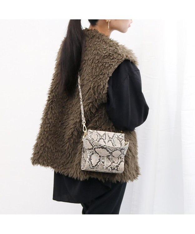 UNBILLION cachecache クロスハギ2wayミニショルダー パイソン