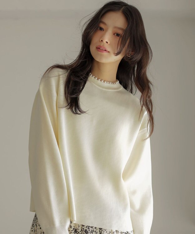 組曲 【WEB限定】パール釦畦ニット プルオーバー アイボリー系