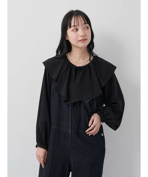 earth music&ecology ラッフルカラーブラウス Black