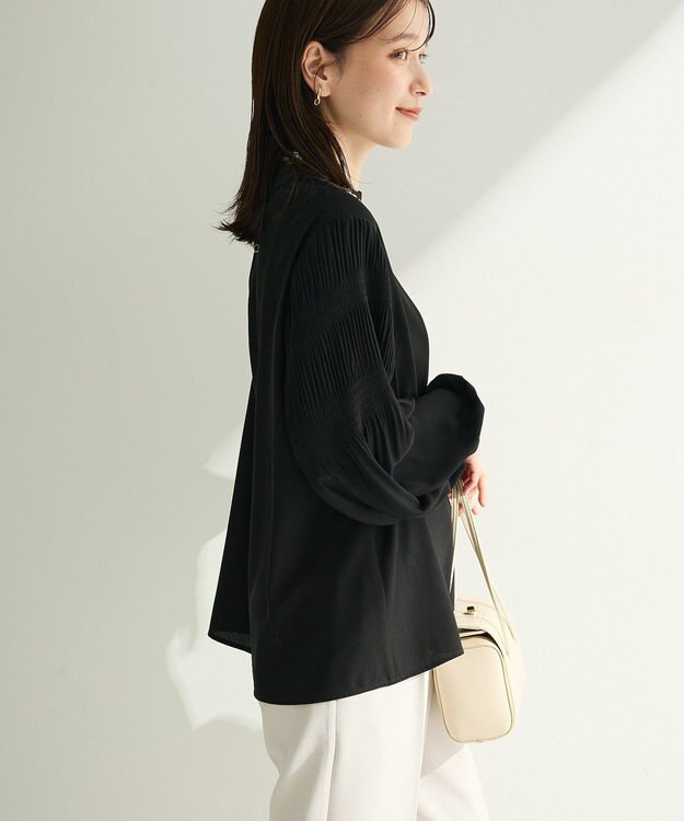 Green Parks Ｏ．袖プリーツブラウス Black