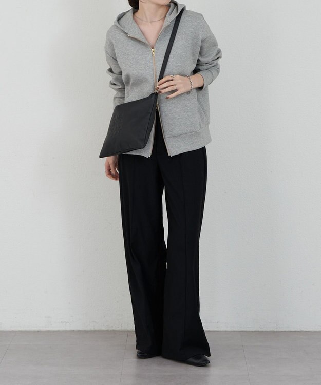 russet エンボスモノグラム ソフトレザーショルダーバッグ(CE-1547) Black