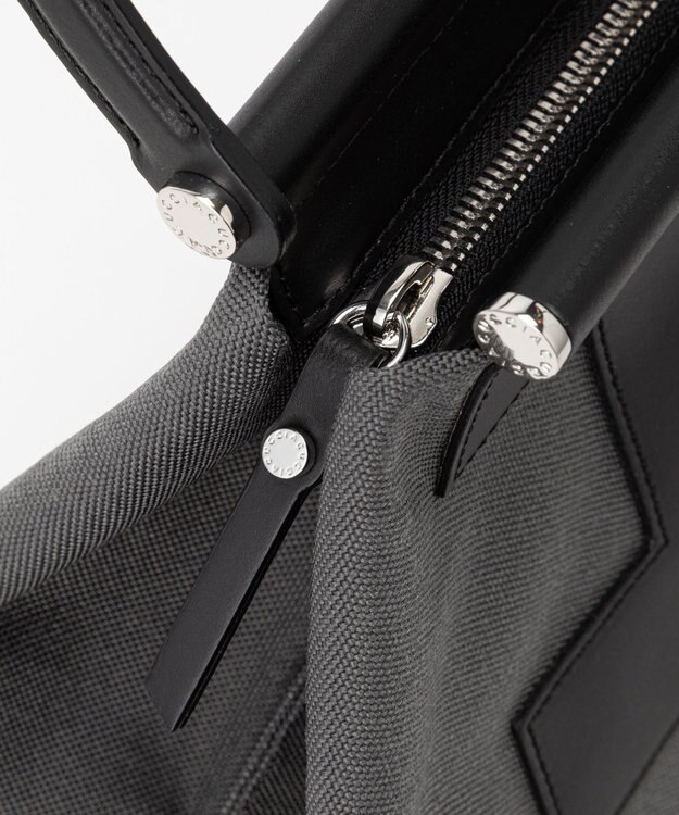 IACUCCI ＜Oggi 2月号掲載＞【ナイロン】ソルベット BP CORDURA/RUGA グレー