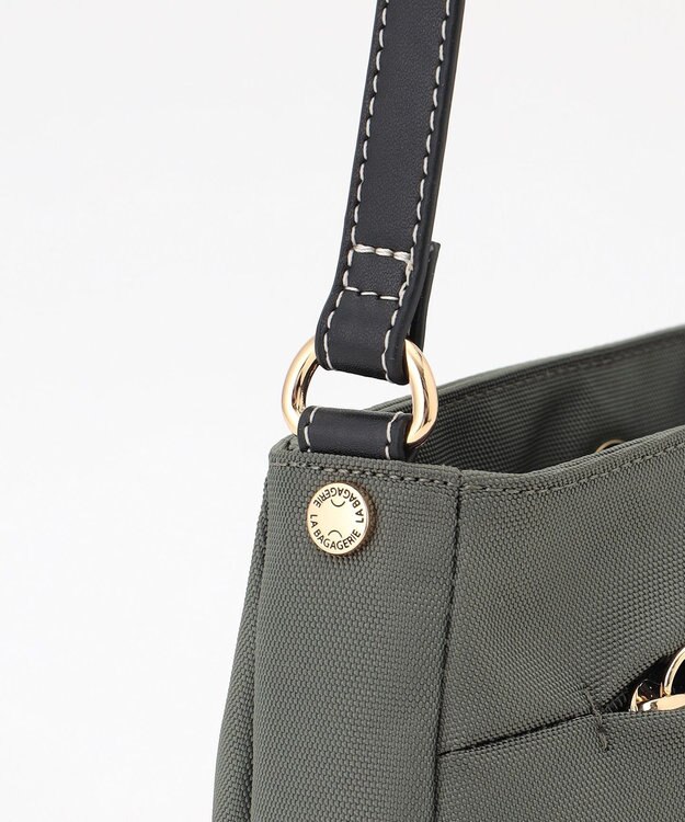 LA BAGAGERIE ポリエステルキャンバス　タックポシェット グレー