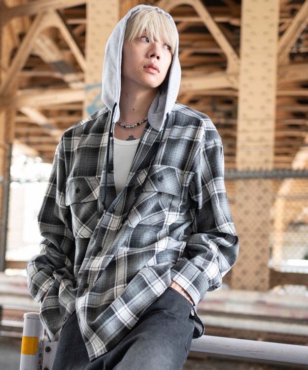 WEGO 【25年秋冬新作/ユニセックス着用ITEM/MLサイズ展開】オンブレチェックフードネルシャツ（LS） ブラックチェック1