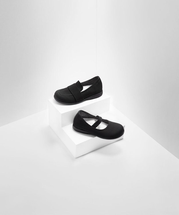 steppi “撥水＆洗えるニットシューズ” KIDS ストラップ シューズ ブラック